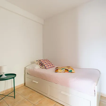 Homeforguest Con Piscina En Апартаменты