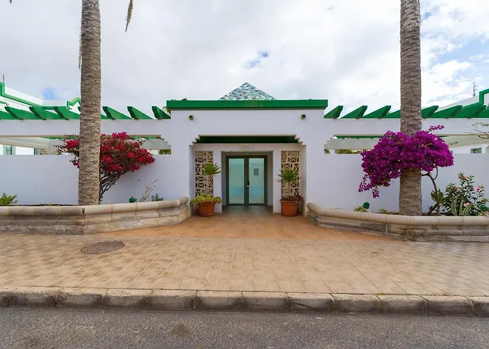 Homeforguest Con Piscina En 칼레타데푸스테